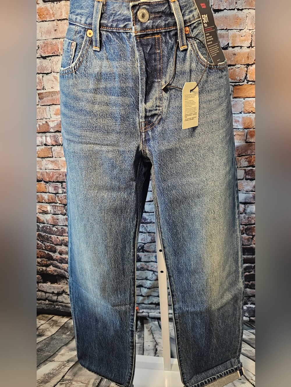 Levi's 501 '90s Selvedge Denim Jeans NWT Women's 25x32 Mid Rise Straight Leg